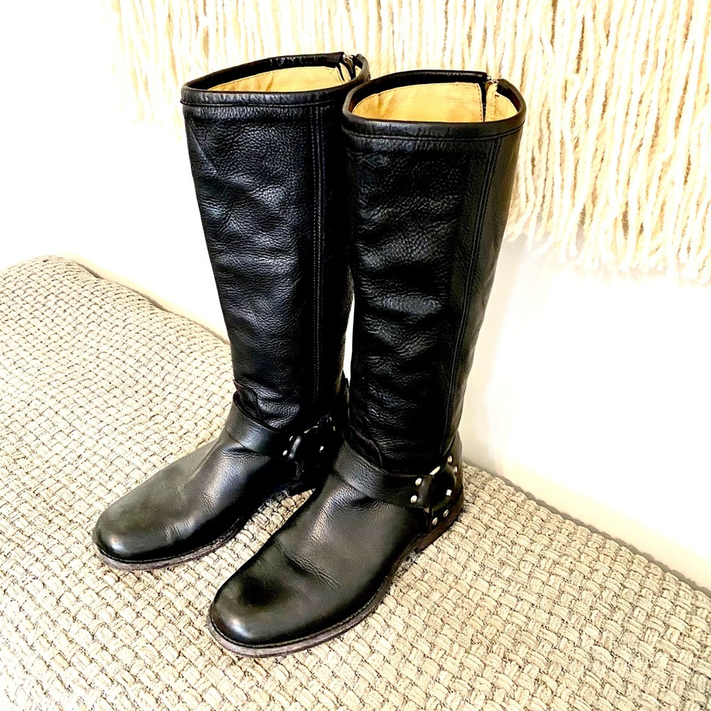 Frye Boots Authentic women’s Sz 7.5